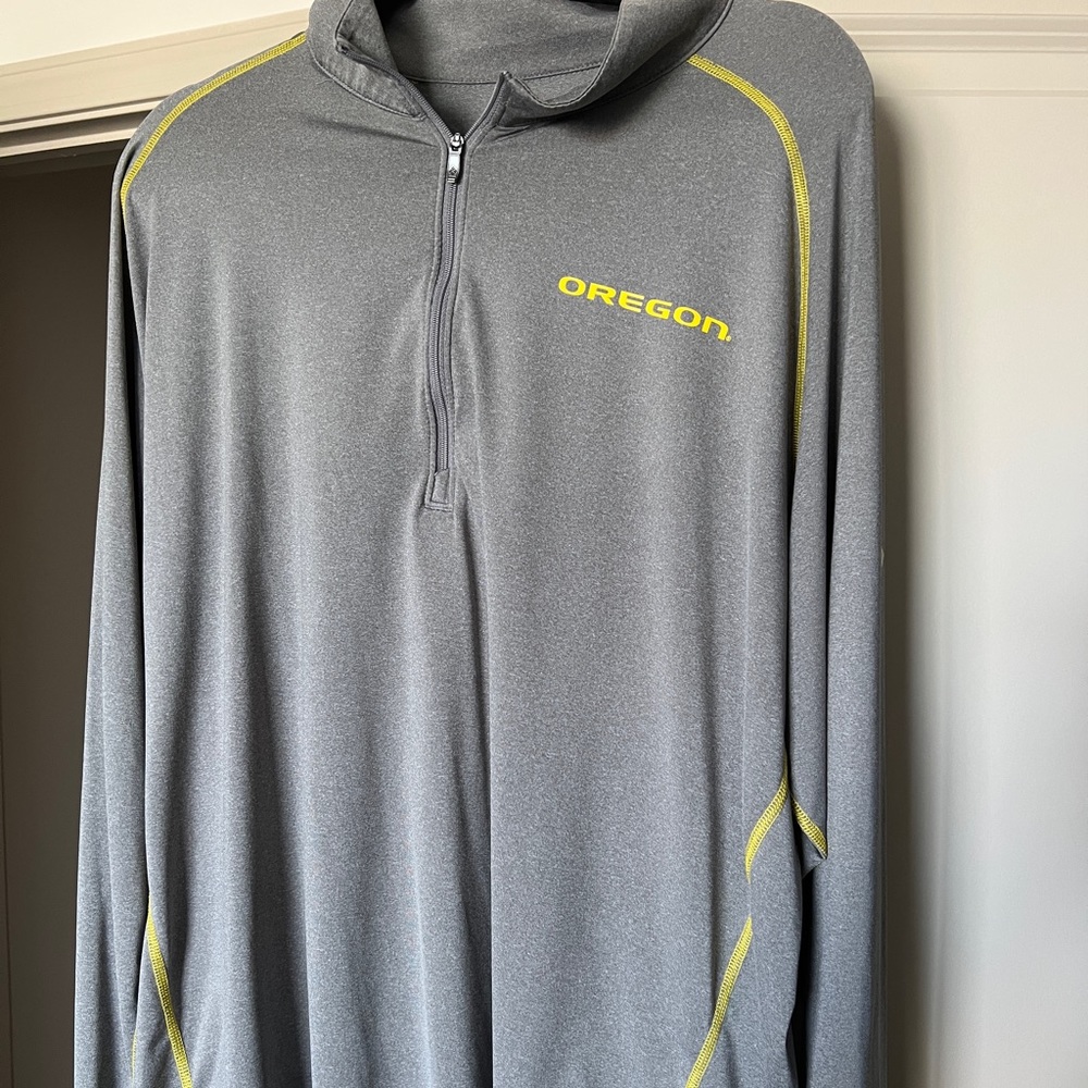 Oregon Ducks Columbia quarter zip XL